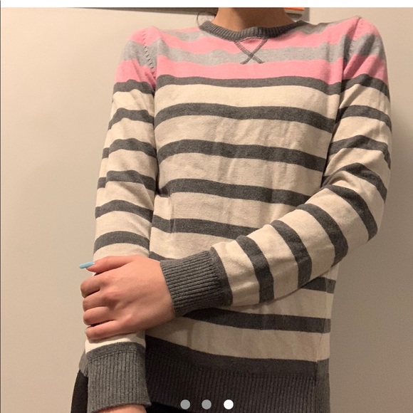 White, grey and pink line knit top - Picture 3 of 3